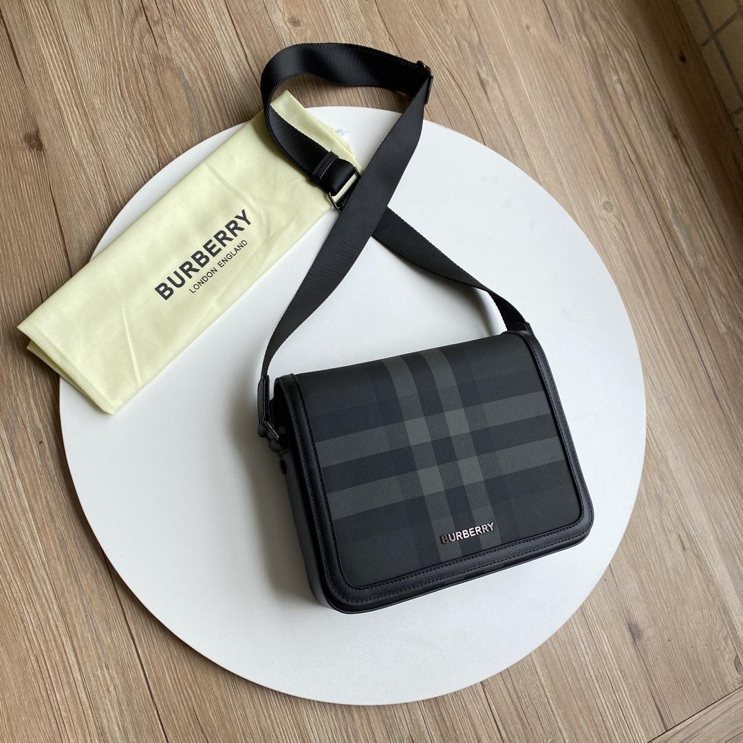 Burberry Small Alfred Messenger Bag - 