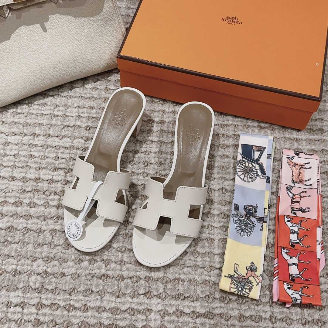 Hermes Oasis Sandal - 