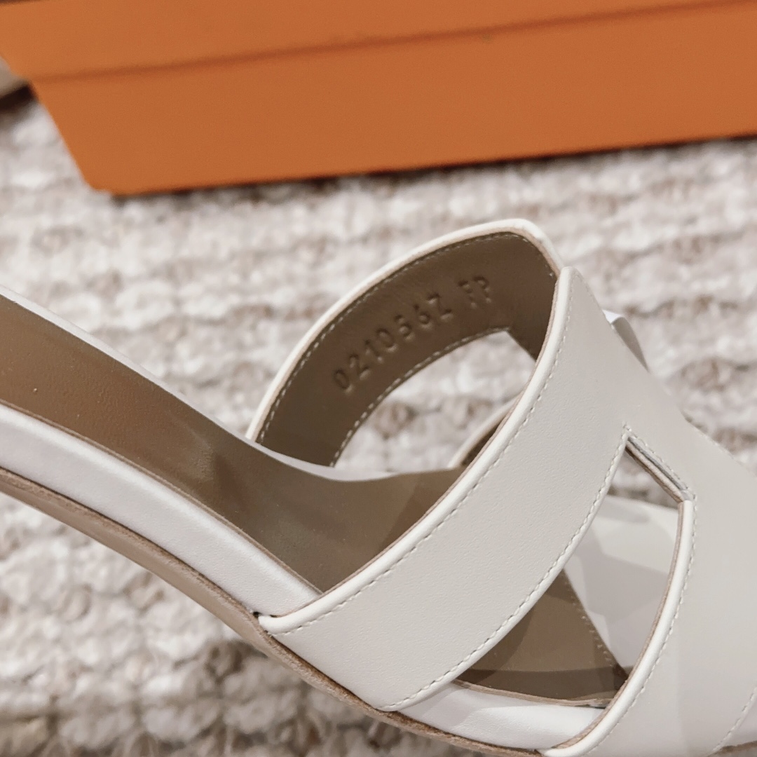 Hermes Oasis Sandal - 