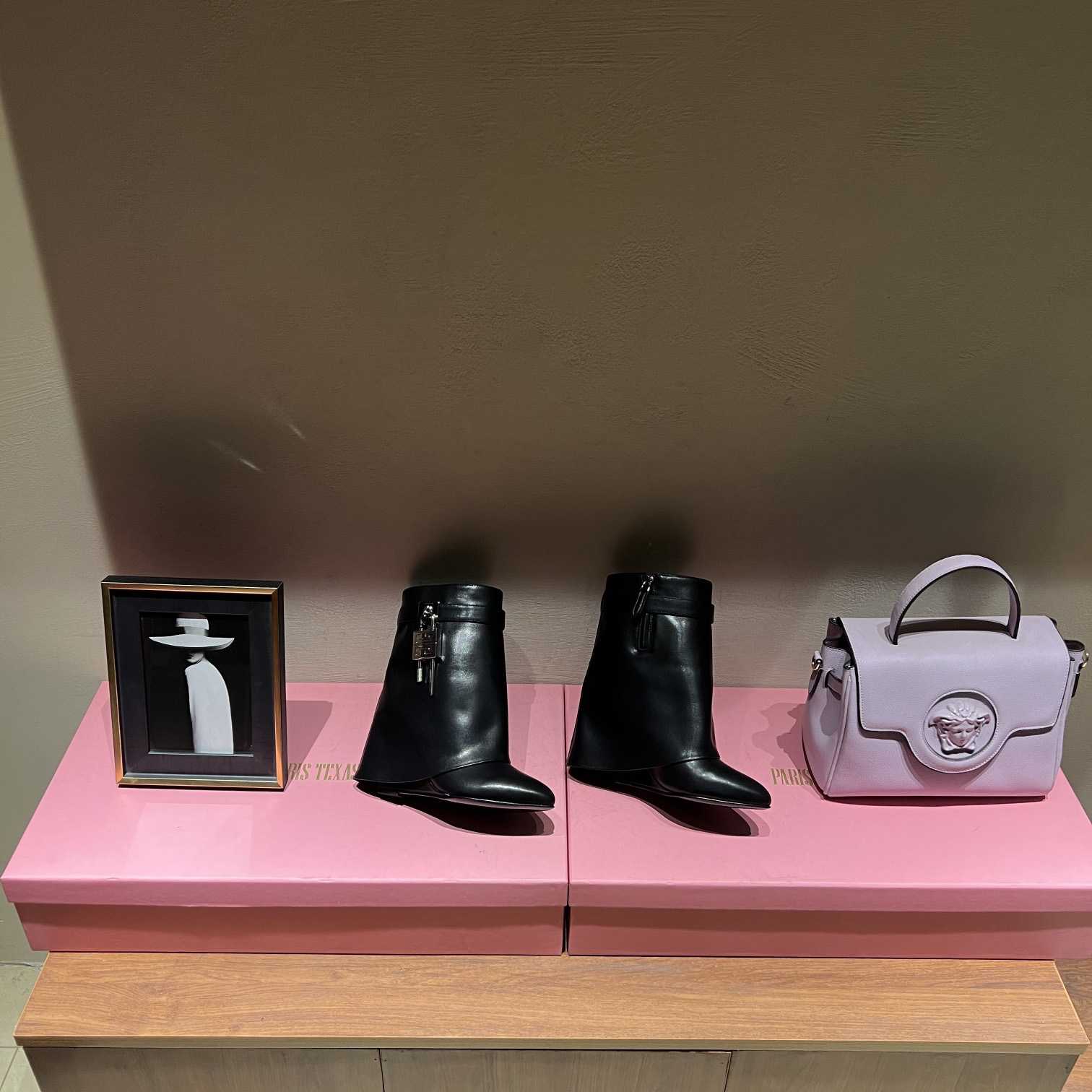 Givenchy Shark Lock Ankle Boots In Leather - PerfectKickZ