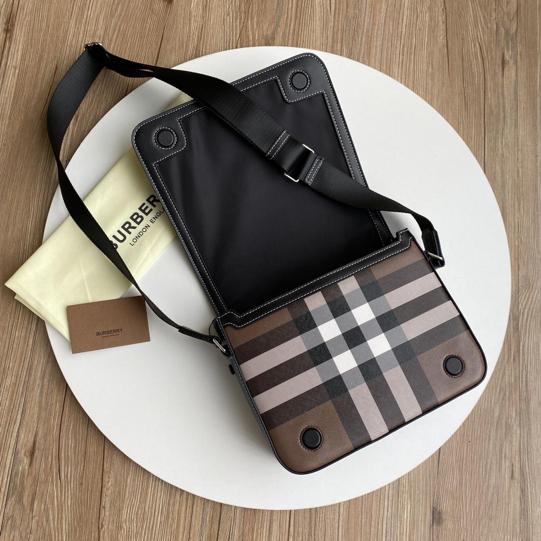 Burberry Small Alfred Messenger Bag - 