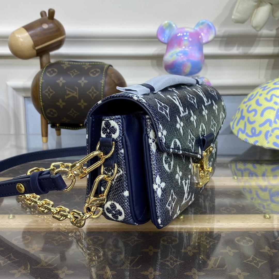 Louis Vuitton Pochette Métis East West (21.5x13.5x6cm)   M22834  - PerfectKickZ