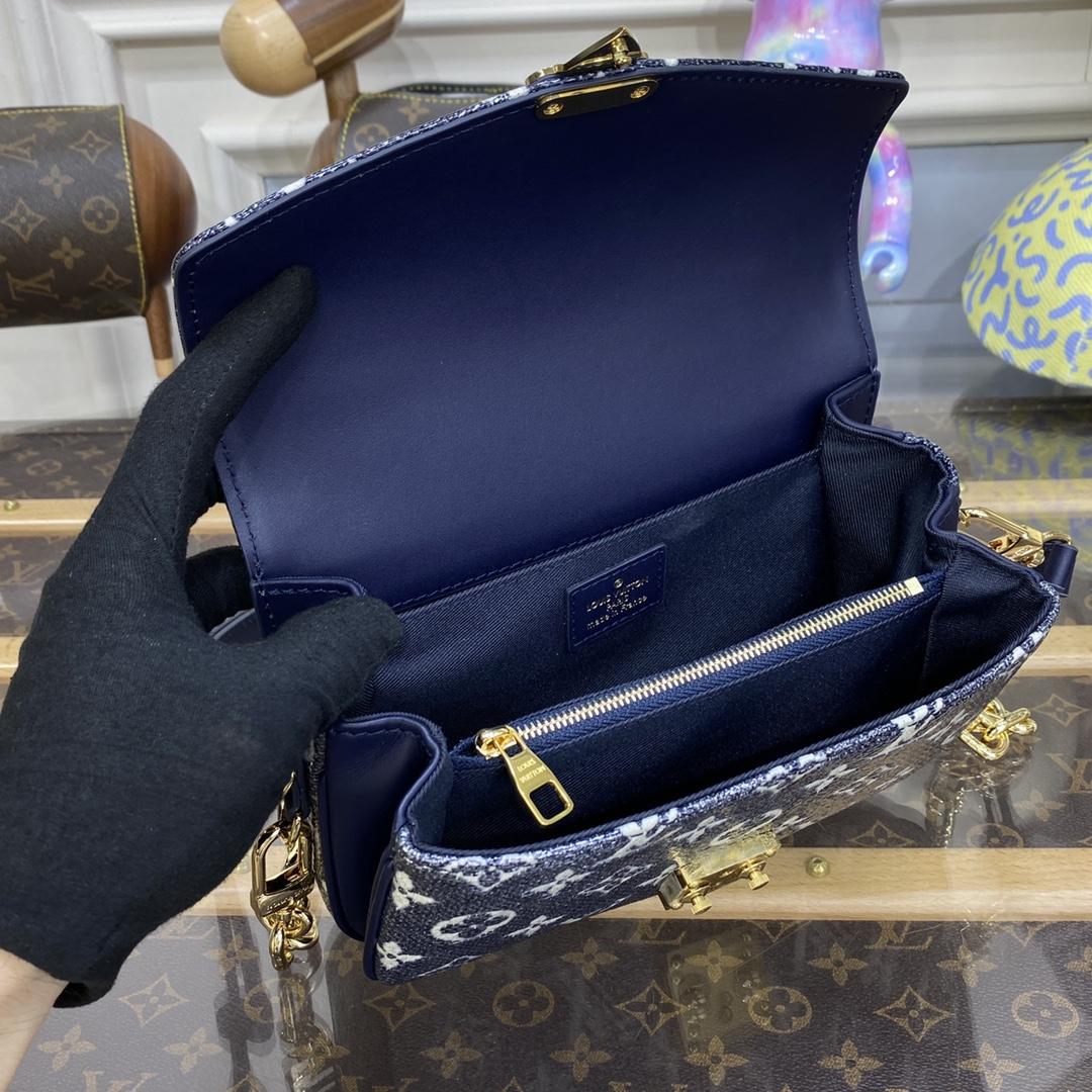 Louis Vuitton Pochette Métis East West (21.5x13.5x6cm)   M22834  - PerfectKickZ