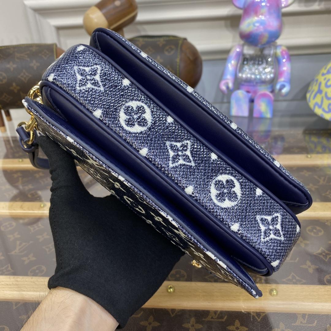 Louis Vuitton Pochette Métis East West (21.5x13.5x6cm)   M22834  - PerfectKickZ