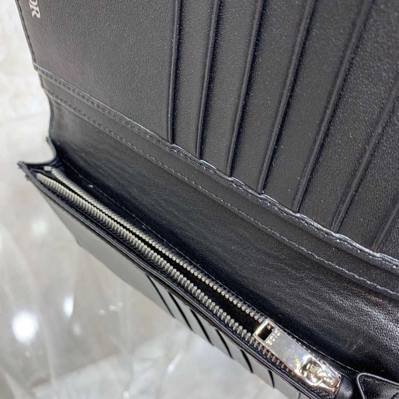 Dior Long Bi-fold Card Holder - 