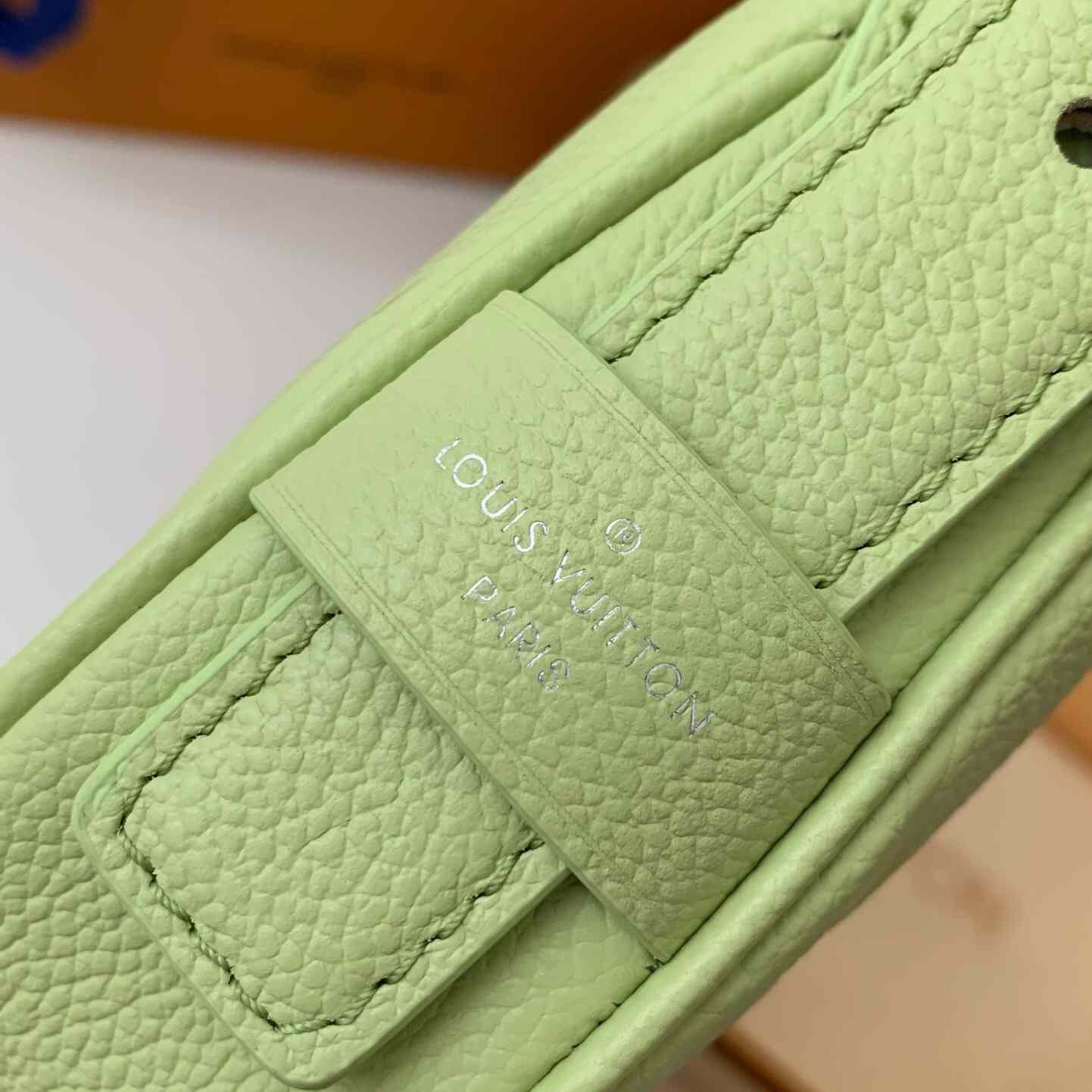 Louis Vuitton Mini Moon Monogram Empreinte (20.5*11*5cm)     M82425 - 