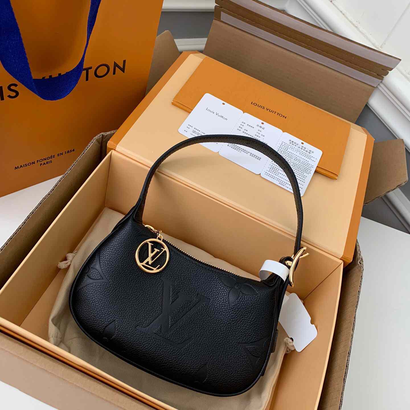 Louis Vuitton Mini Moon Monogram Empreinte (20.5*11*5cm)     M82391 - PerfectKickZ
