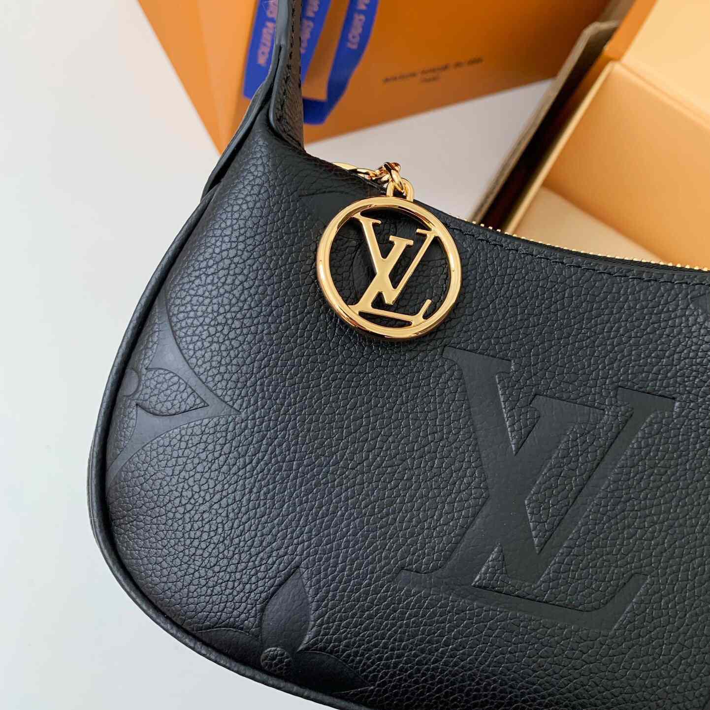 Louis Vuitton Mini Moon Monogram Empreinte (20.5*11*5cm)     M82391 - PerfectKickZ