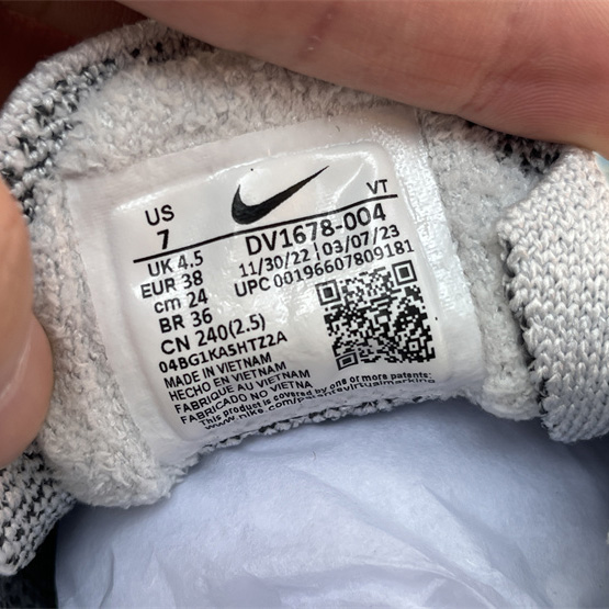 Nike Vapormax 2023 Flyknit Sneakers      DV1678-004 - 