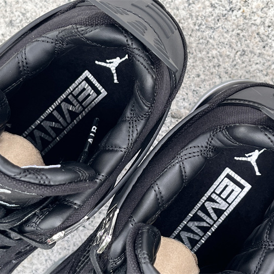 Air Jordan 4 Retro Sneakers      AJ4-136863 - 