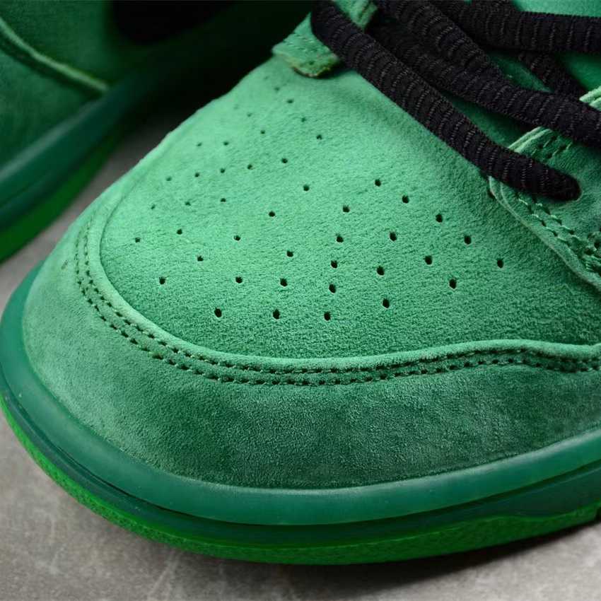 Nike SB Dunk Low Sneakers     FZ8320-400 - PerfectKickZ