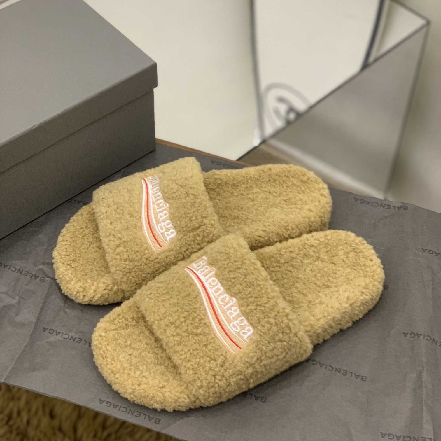 Balenciaga Terry Slide Sandal - PerfectKickZ
