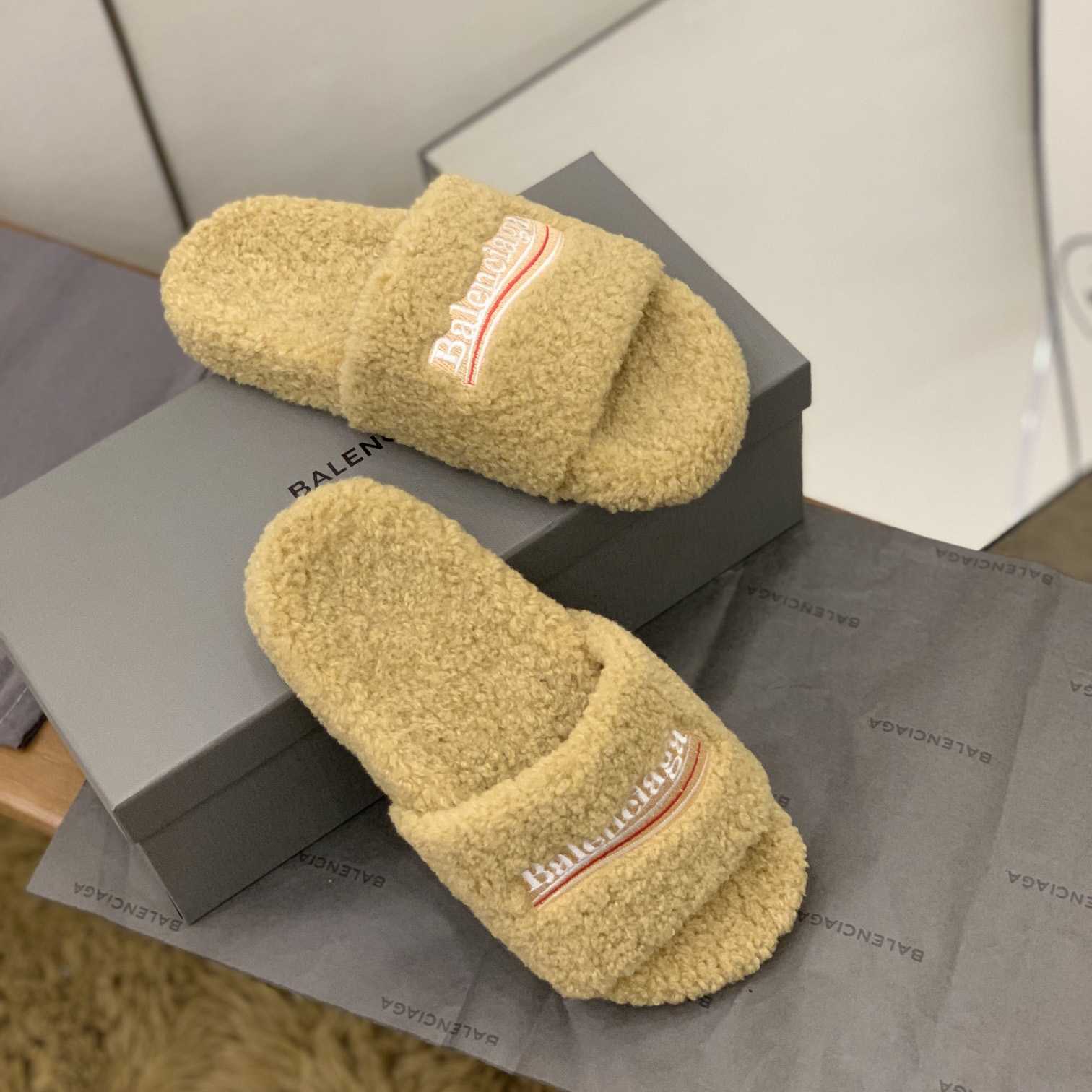 Balenciaga Terry Slide Sandal - PerfectKickZ