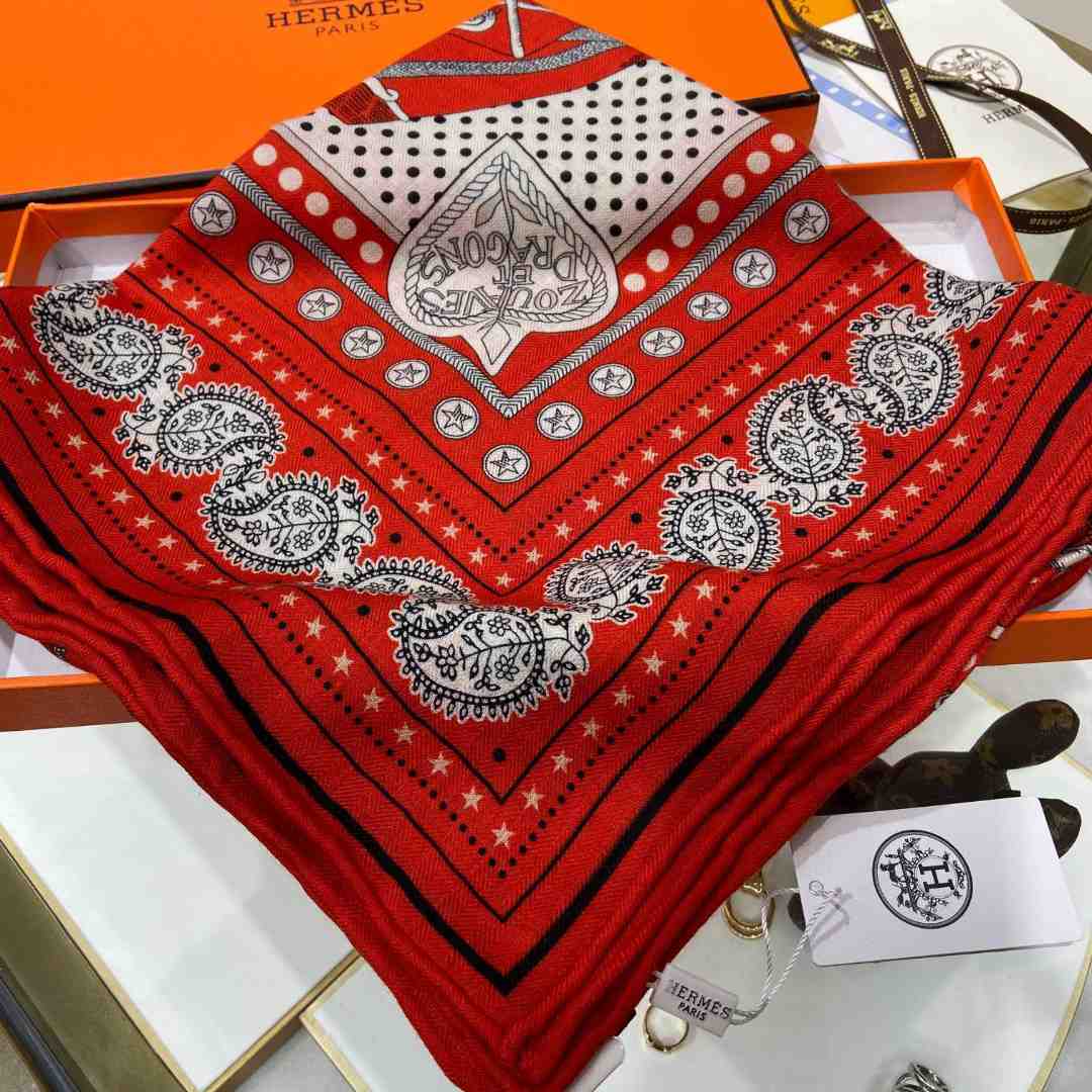 Hermes Zouaves et Dragons Bandana Shawl 140 - PerfectKickZ