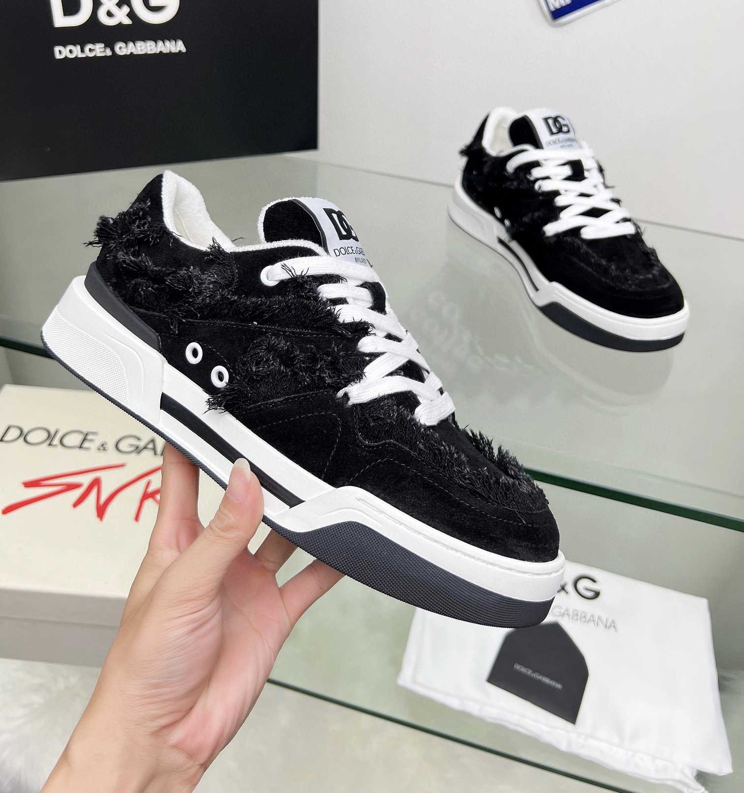 Dolce & Gabbana Denim New Roma Sneakers - PerfectKickZ