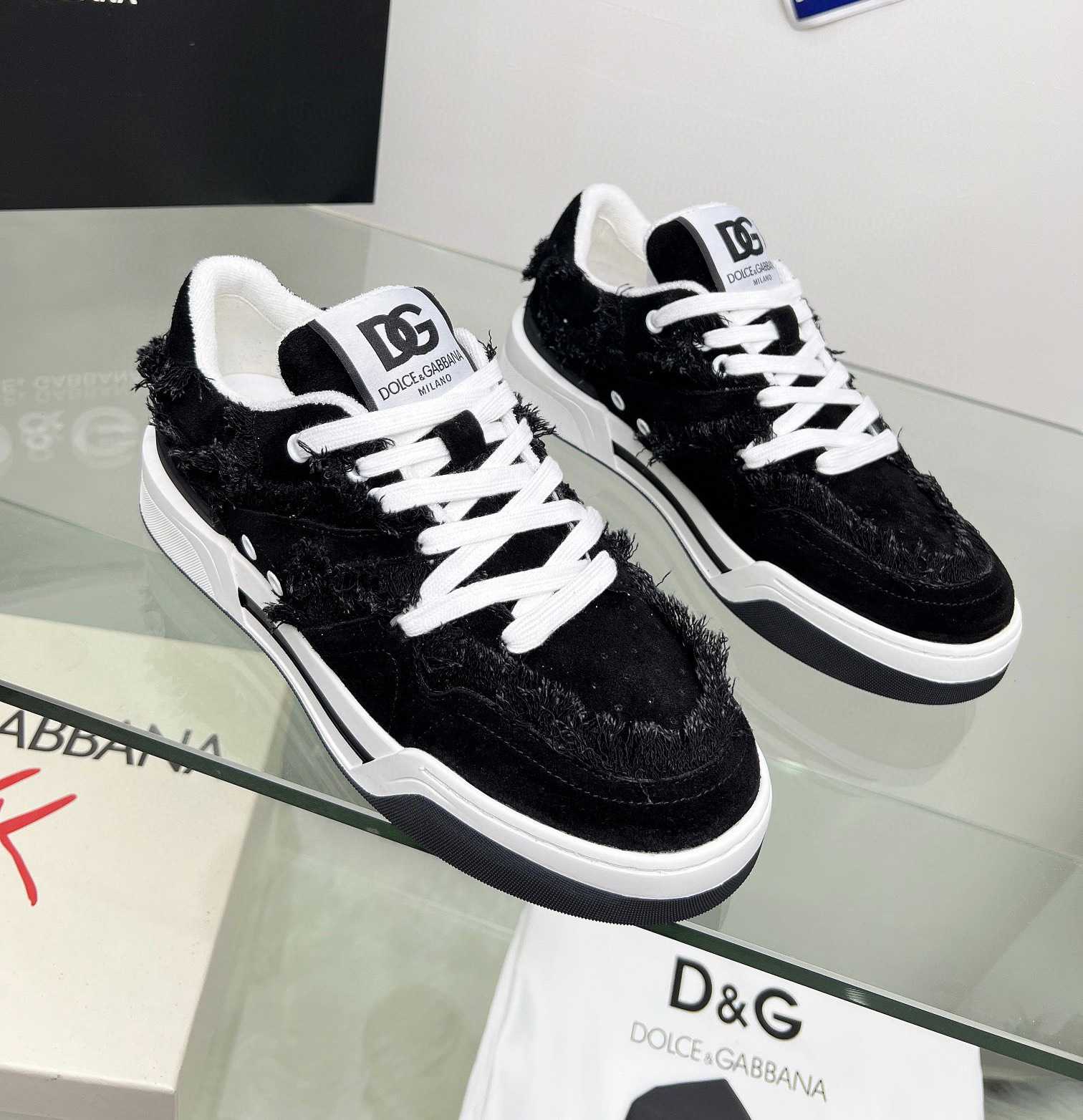 Dolce & Gabbana Denim New Roma Sneakers - PerfectKickZ