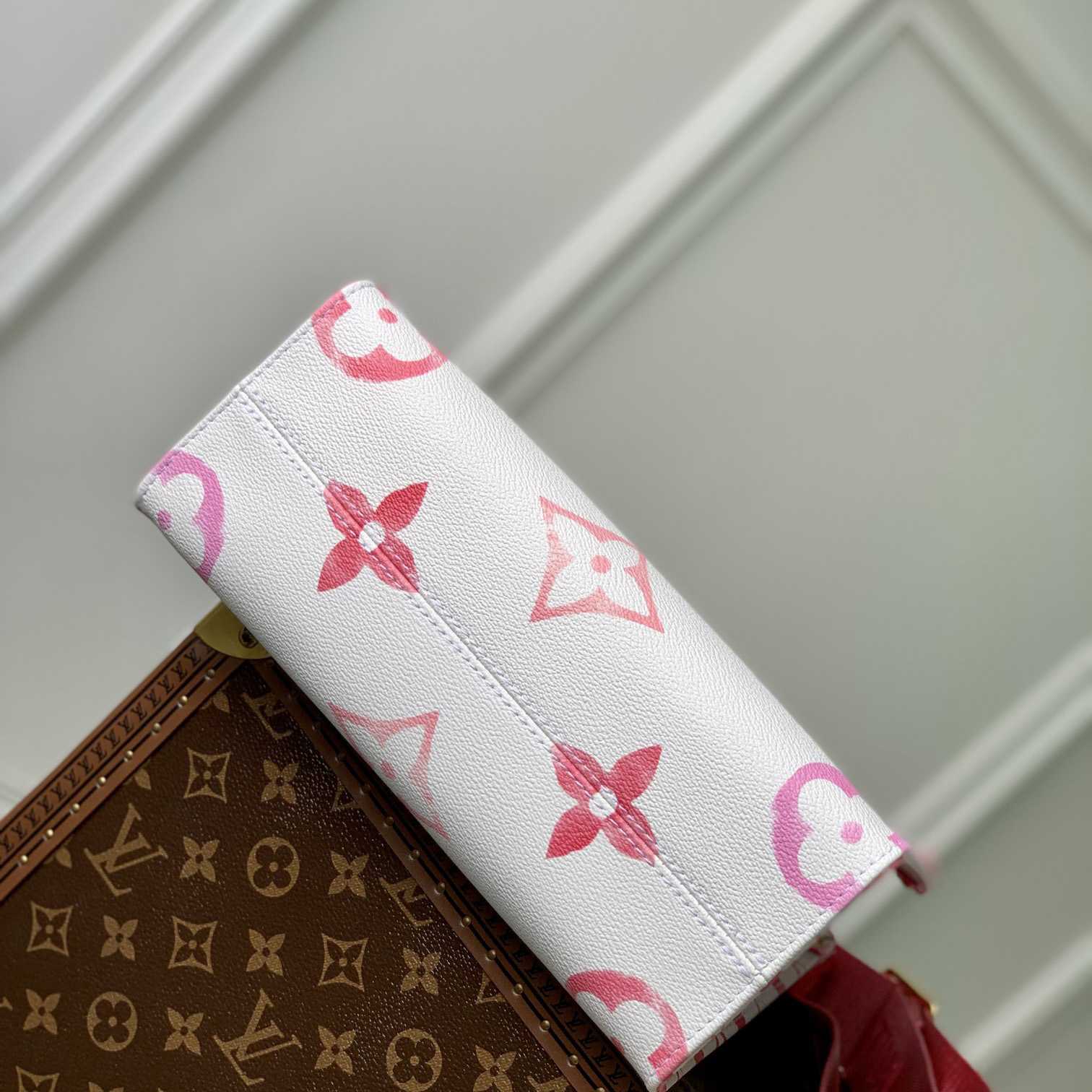 Louis Vuitton OnTheGo PM   M22976 - PerfectKickZ