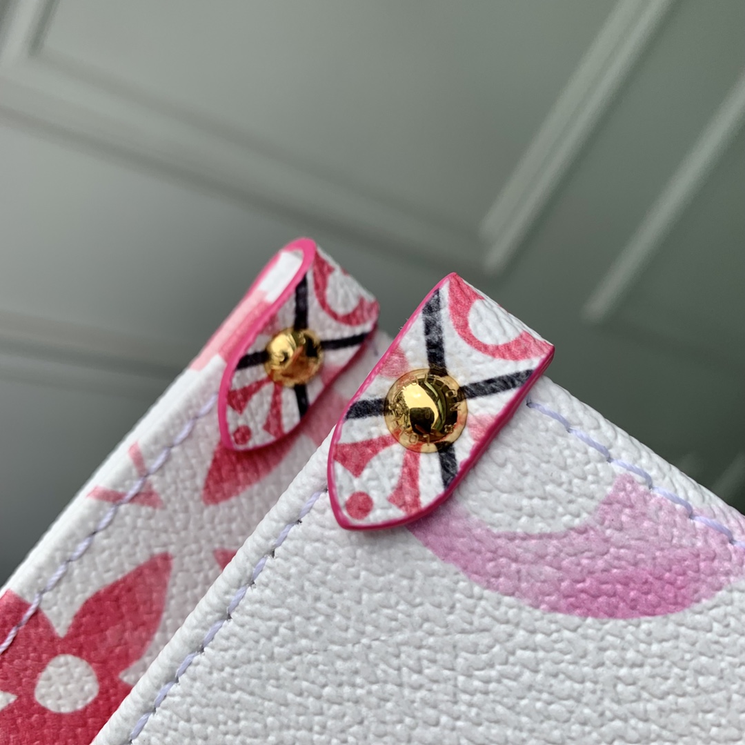 Louis Vuitton OnTheGo PM   M22976 - PerfectKickZ