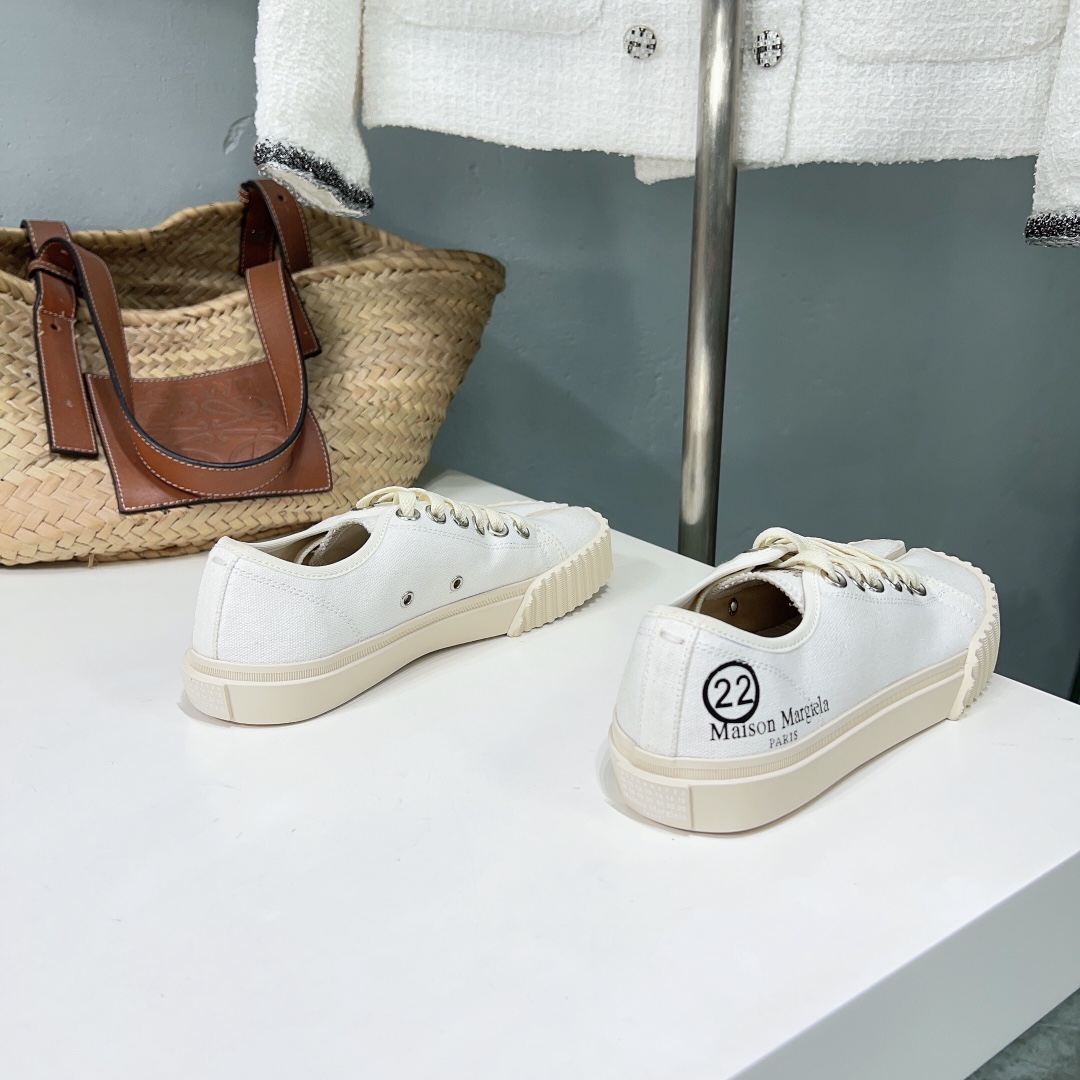 Maison Margiela Tabi Leather Sneakers - PerfectKickZ