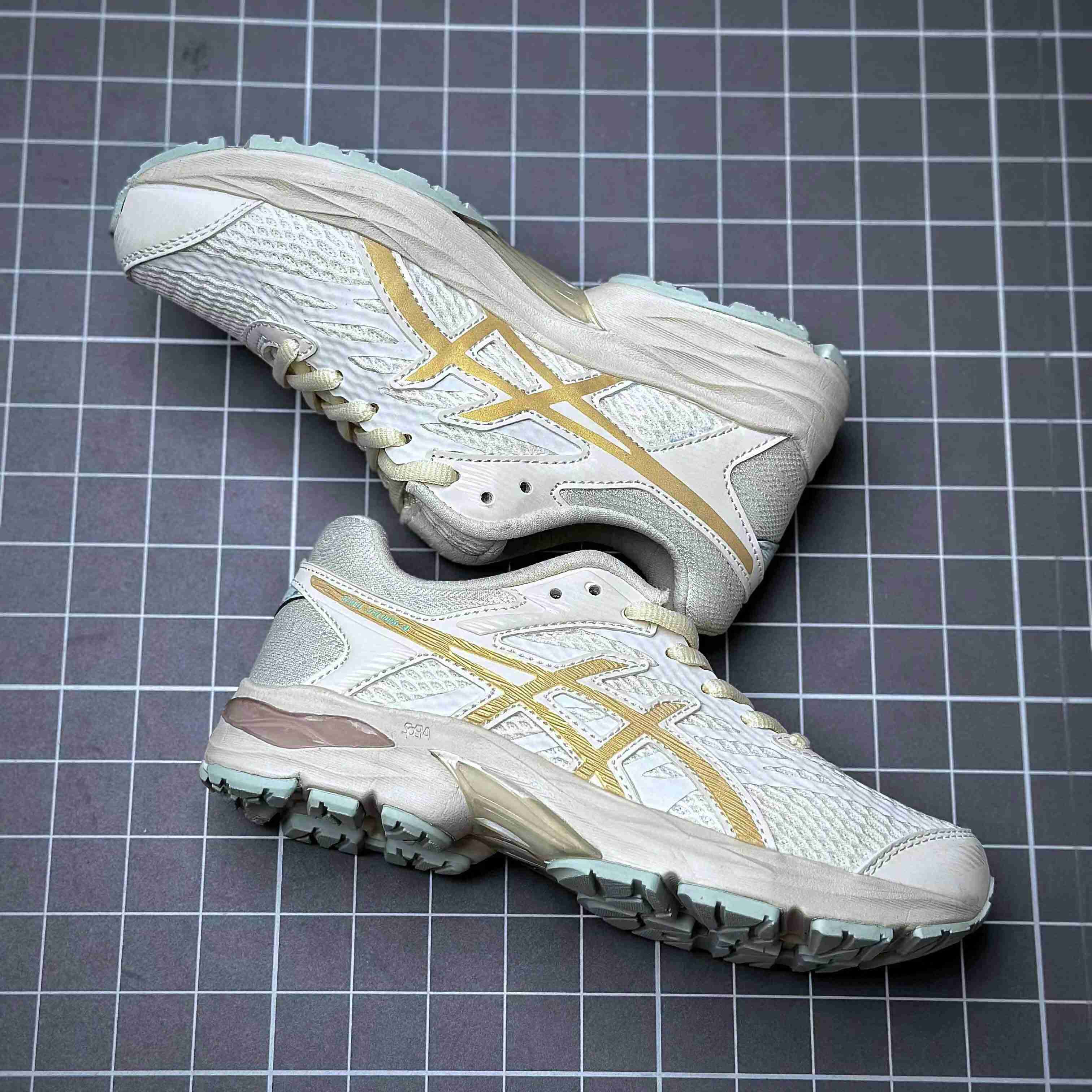Asics Gel-Flux 4 Sneakers  - PerfectKickZ