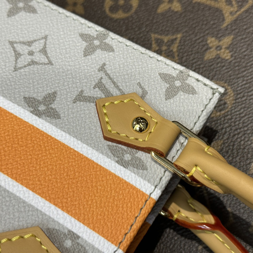 Louis Vuitton Petit Sac Plat(14 x 17 x 5cm)   M23615 - PerfectKickZ