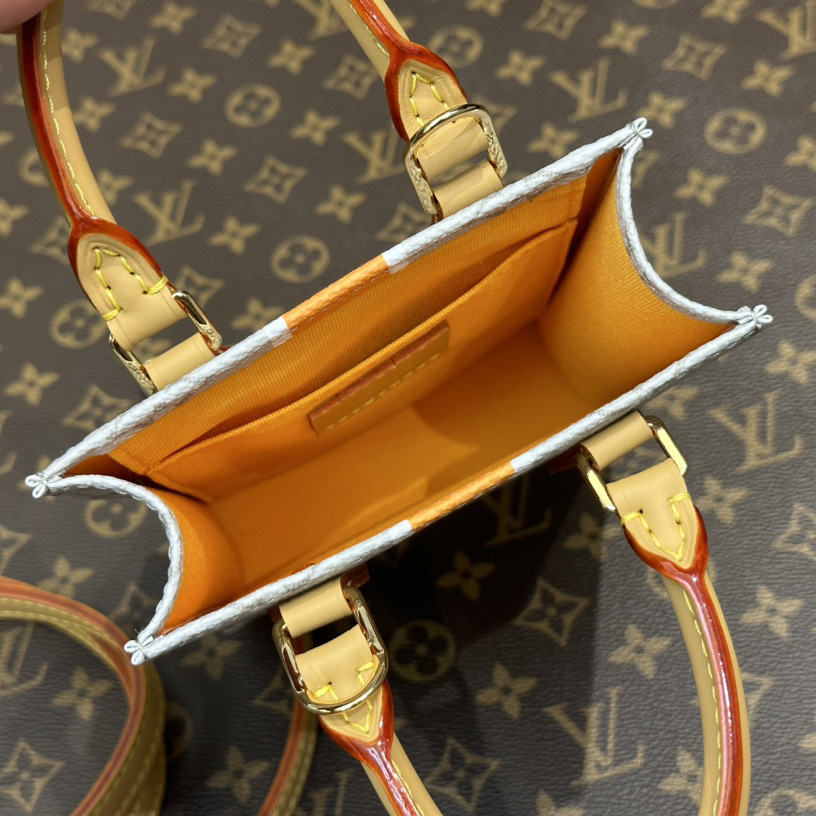 Louis Vuitton Petit Sac Plat(14 x 17 x 5cm)   M23615 - PerfectKickZ