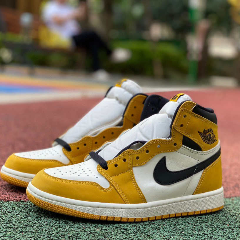 Air Jordan 1 High OG “Yellow Ochre” Sneaker     DZ5485-701 - PerfectKickZ