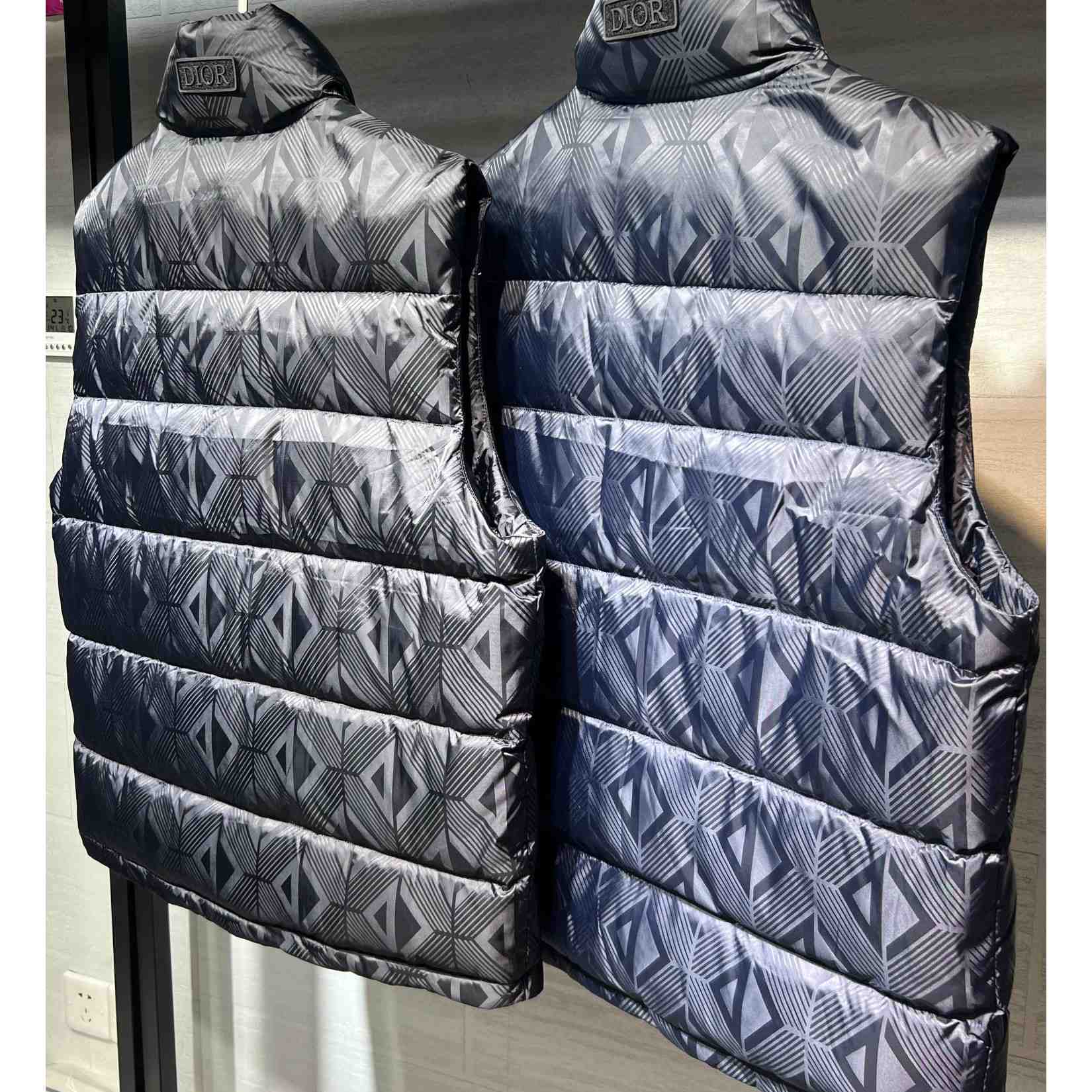 Dior Sleeveless Down Jacket - PerfectKickZ