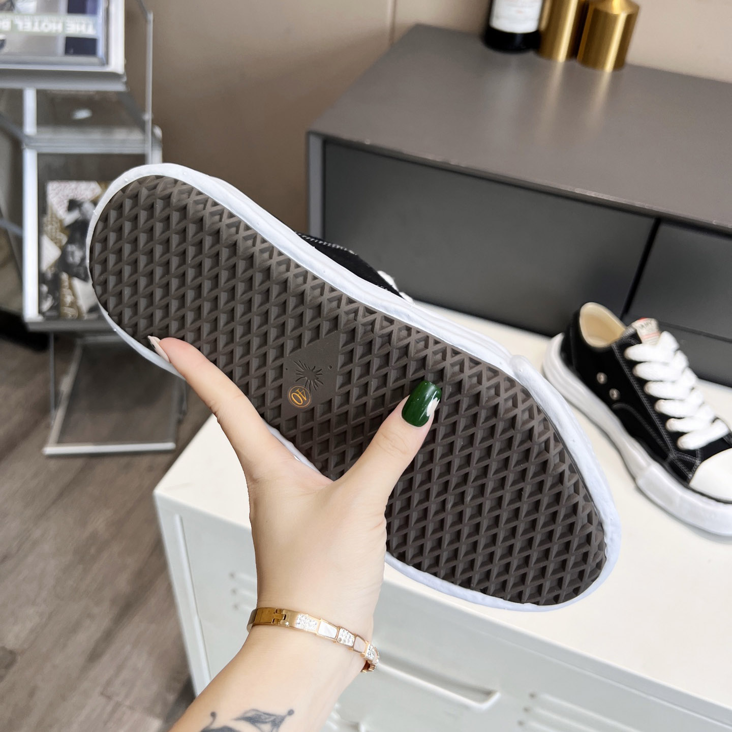 Maison Mihara Yasuhiro Hank OG Sole Canvas Low Sneaker - PerfectKickZ