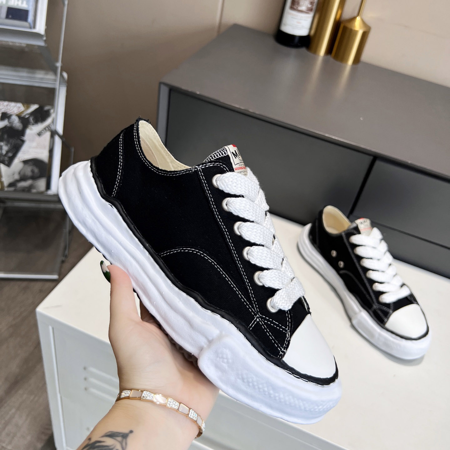 Maison Mihara Yasuhiro Hank OG Sole Canvas Low Sneaker - PerfectKickZ