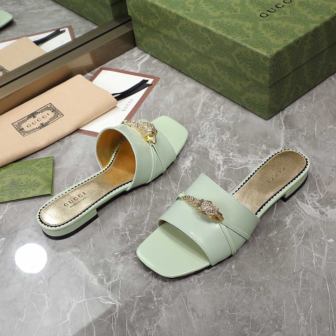 Gucci Women's Slide Sandal With Hardware - 