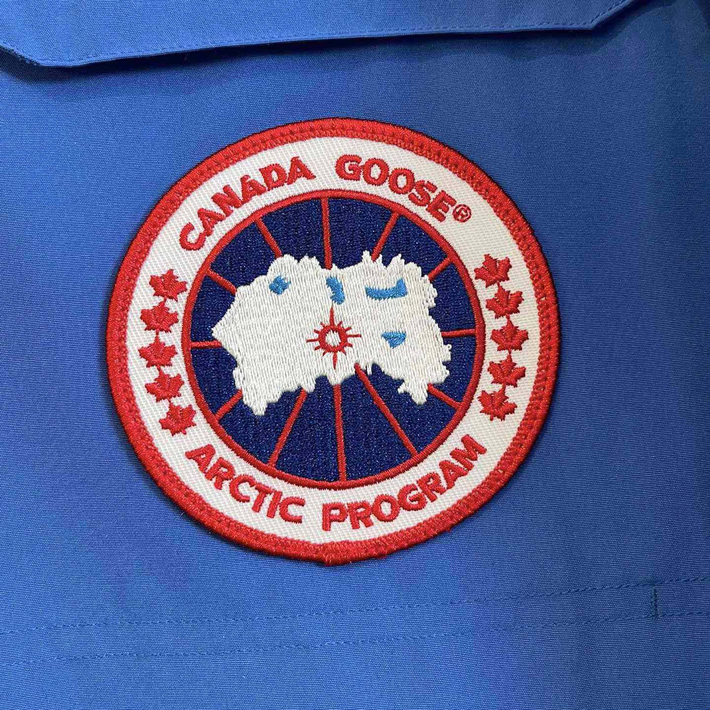 Canada Goose Expedition Hooded Jacket - PerfectKickZ