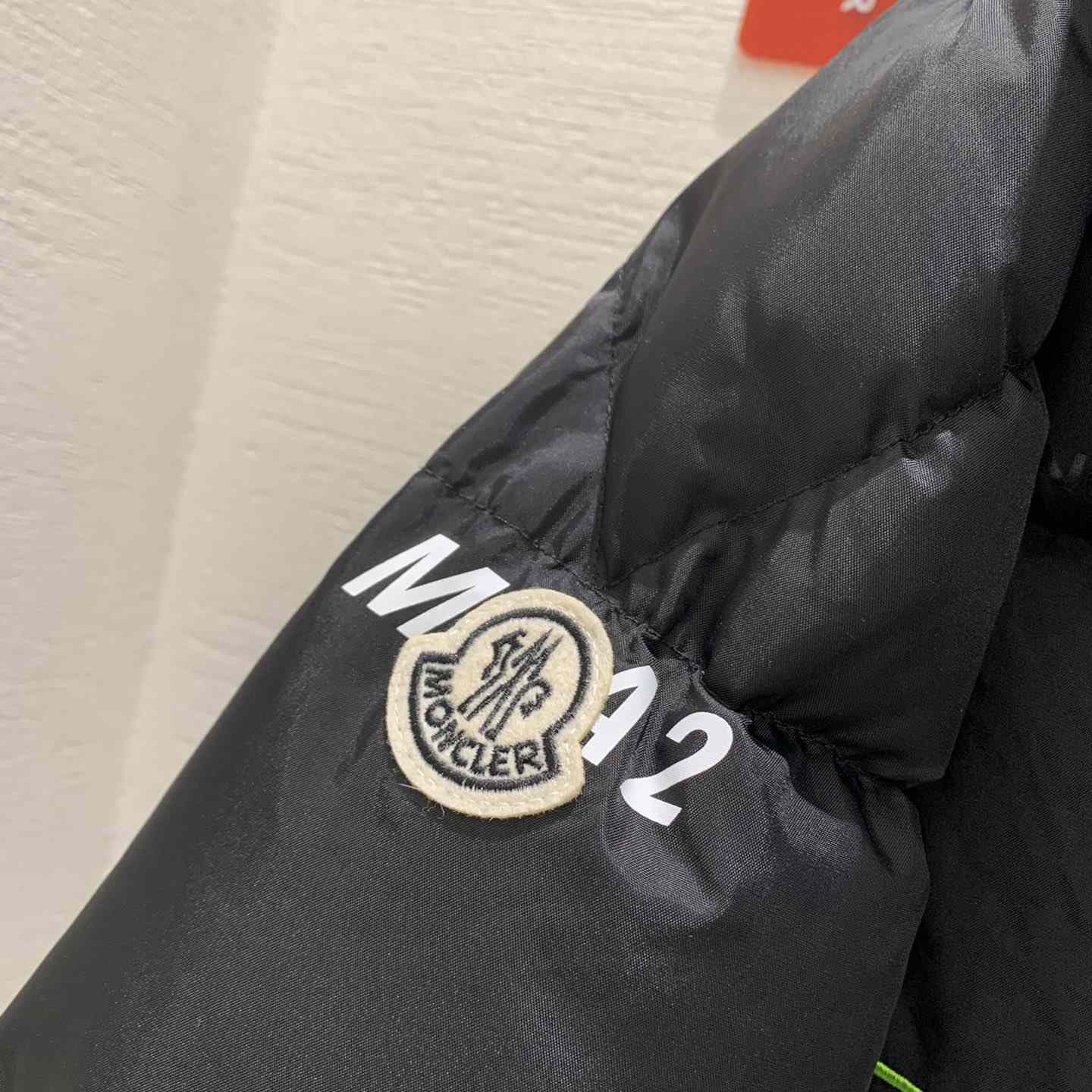 Moncler Acanthus Short Down Jacket - PerfectKickZ