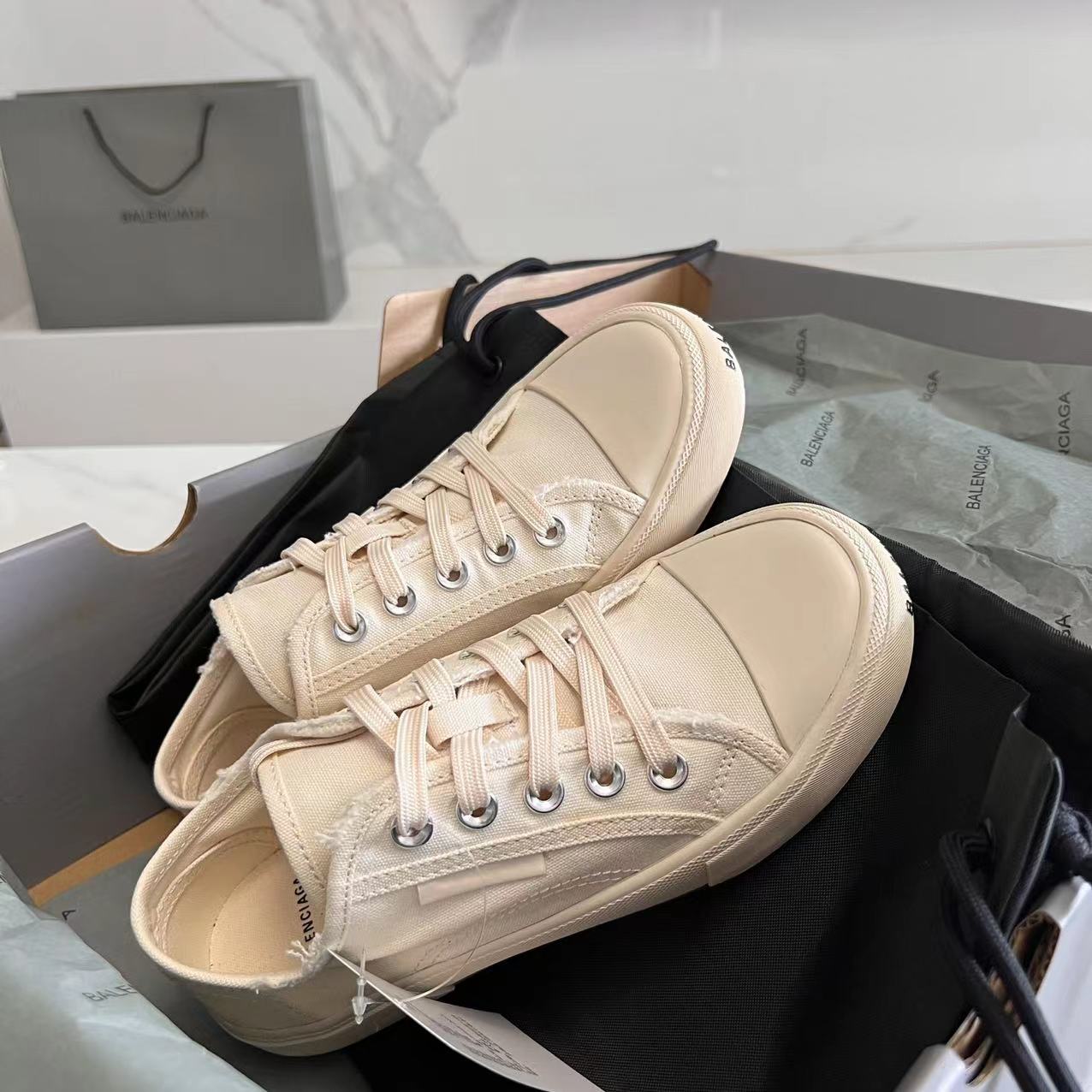 Balenciaga Paris Low Top Sneaker In White  - PerfectKickZ