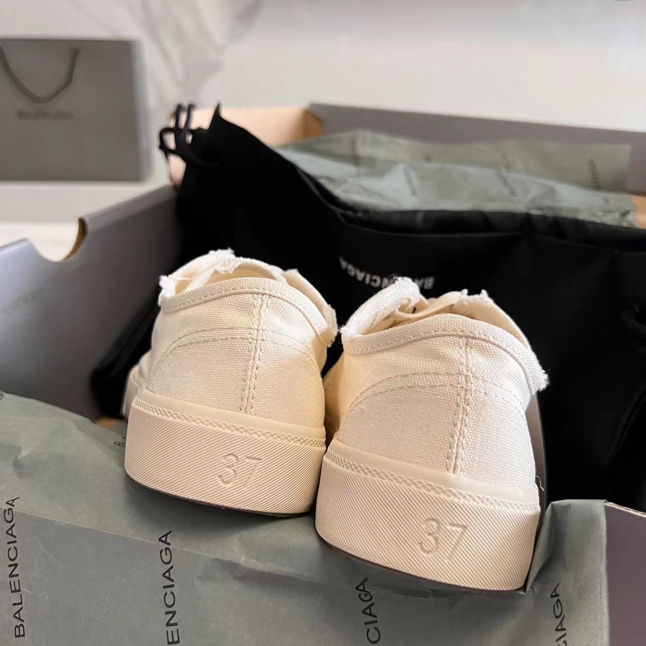 Balenciaga Paris Low Top Sneaker In White  - PerfectKickZ