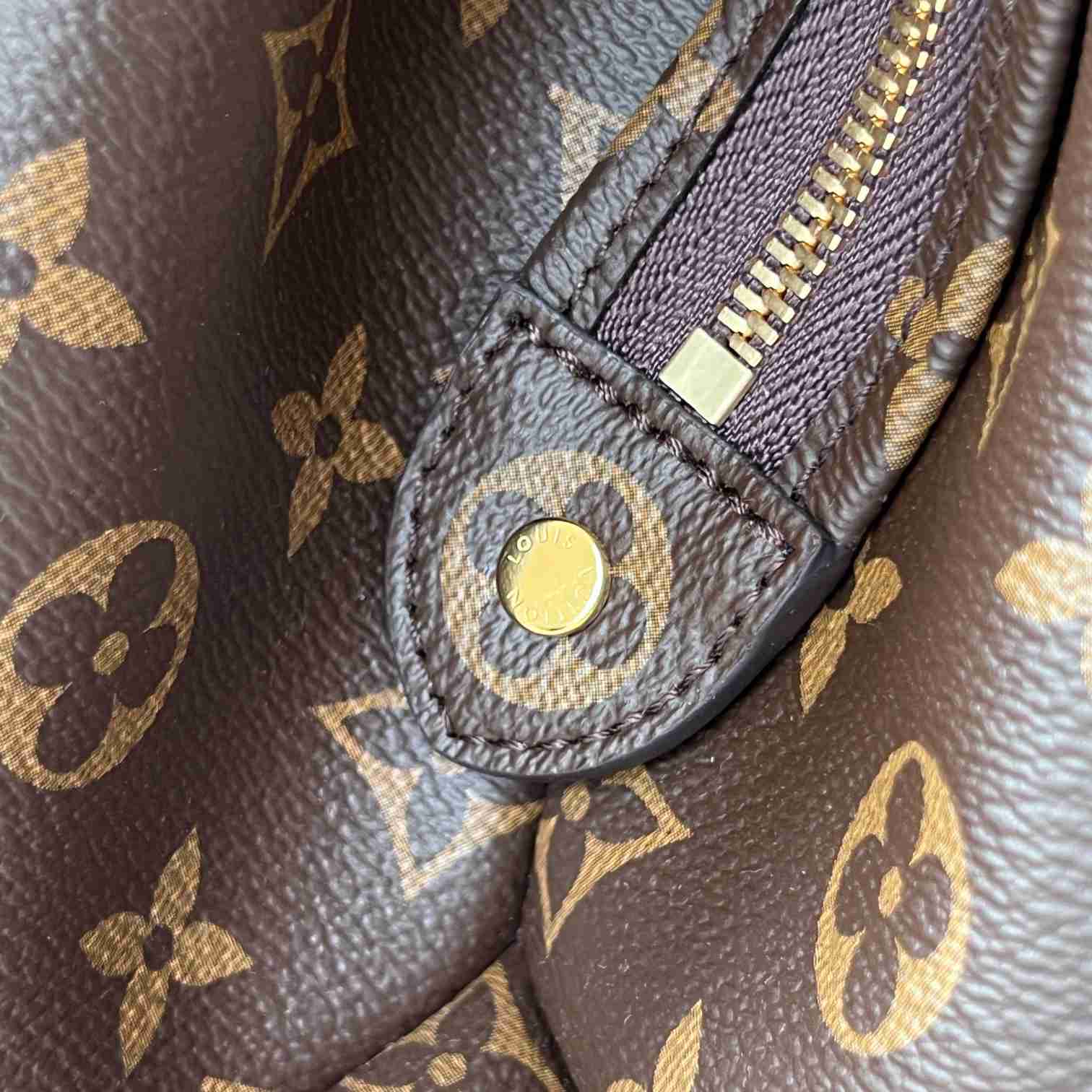Louis Vuitton Grand Palais (34 x 24 x 15cm) - PerfectKickZ