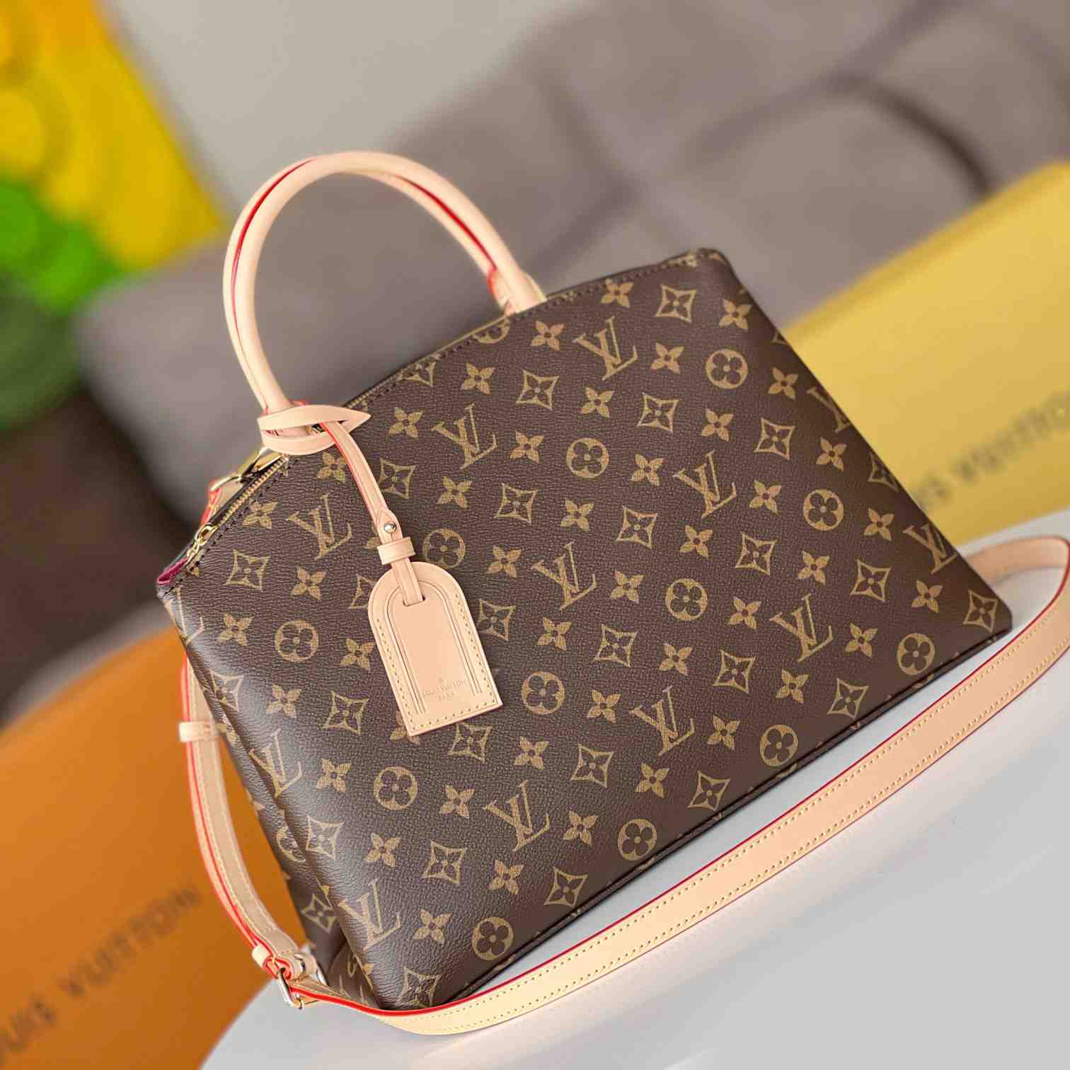 Louis Vuitton Grand Palais (34 x 24 x 15cm) - PerfectKickZ