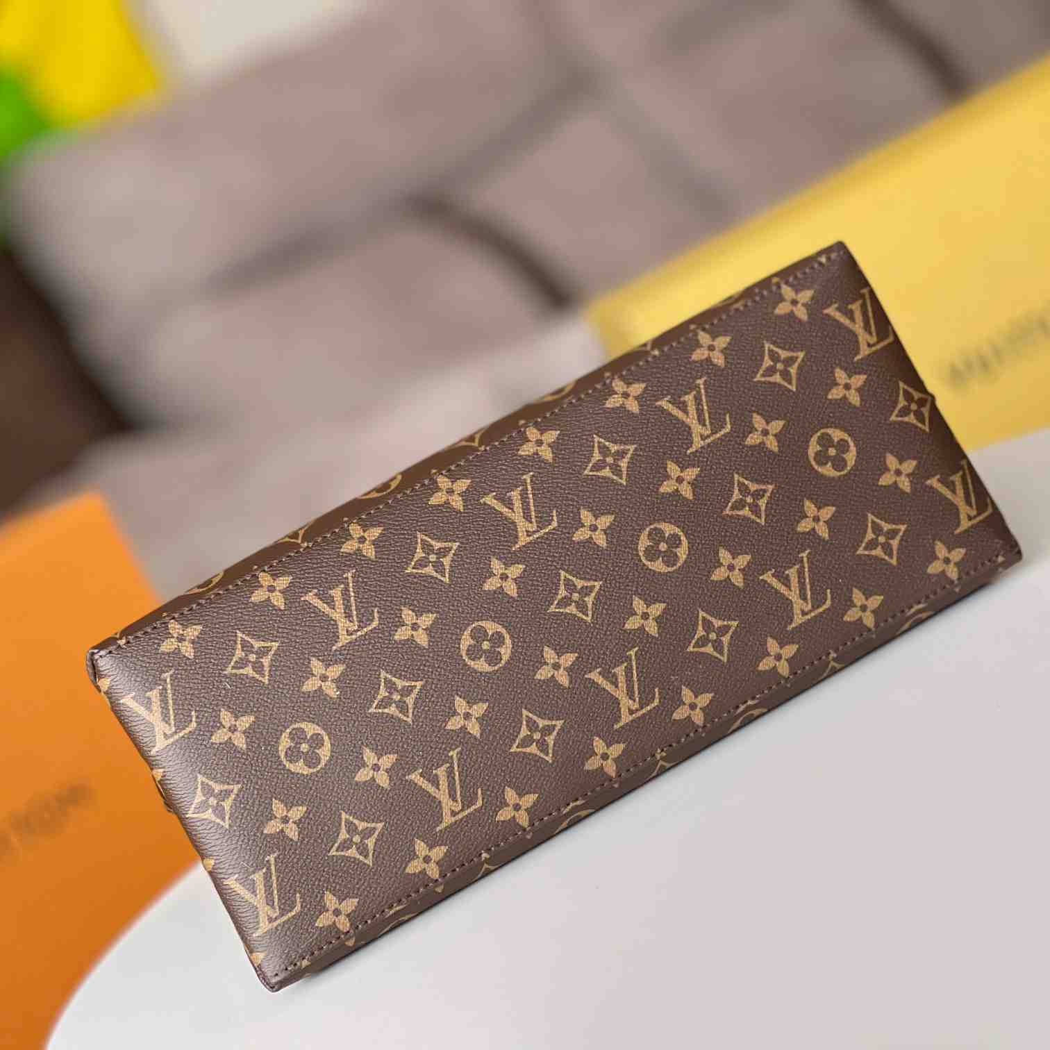 Louis Vuitton Grand Palais (34 x 24 x 15cm) - PerfectKickZ