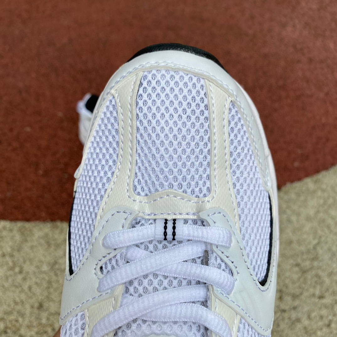 New Balance 530 Sneakers    MR530EWB - PerfectKickZ