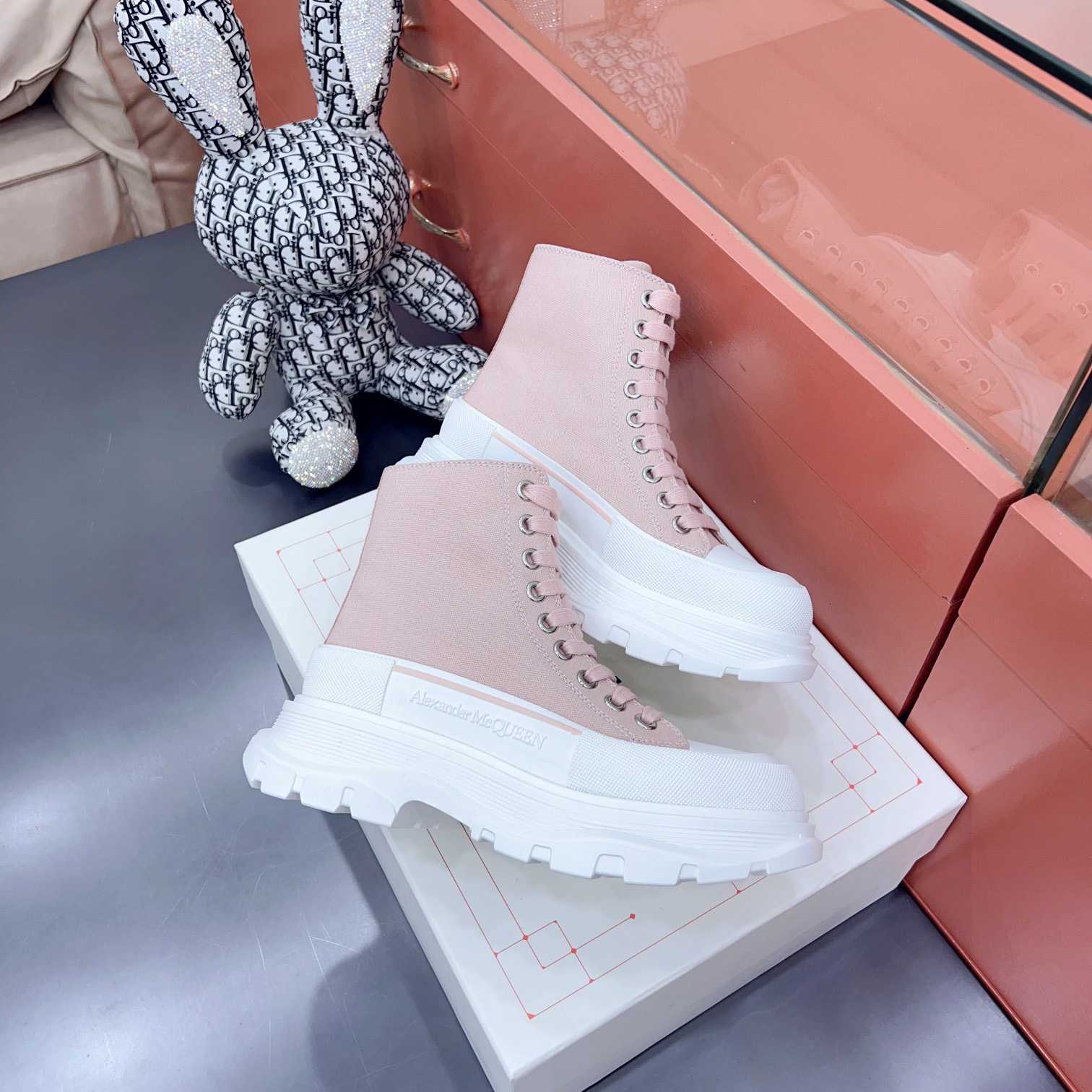 Alexander Mqueen Tread Slick Boot  - PerfectKickZ