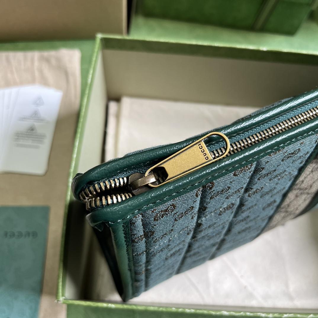 Gucci Mini GG Canvas Pouch (26-20-6cm) - PerfectKickZ