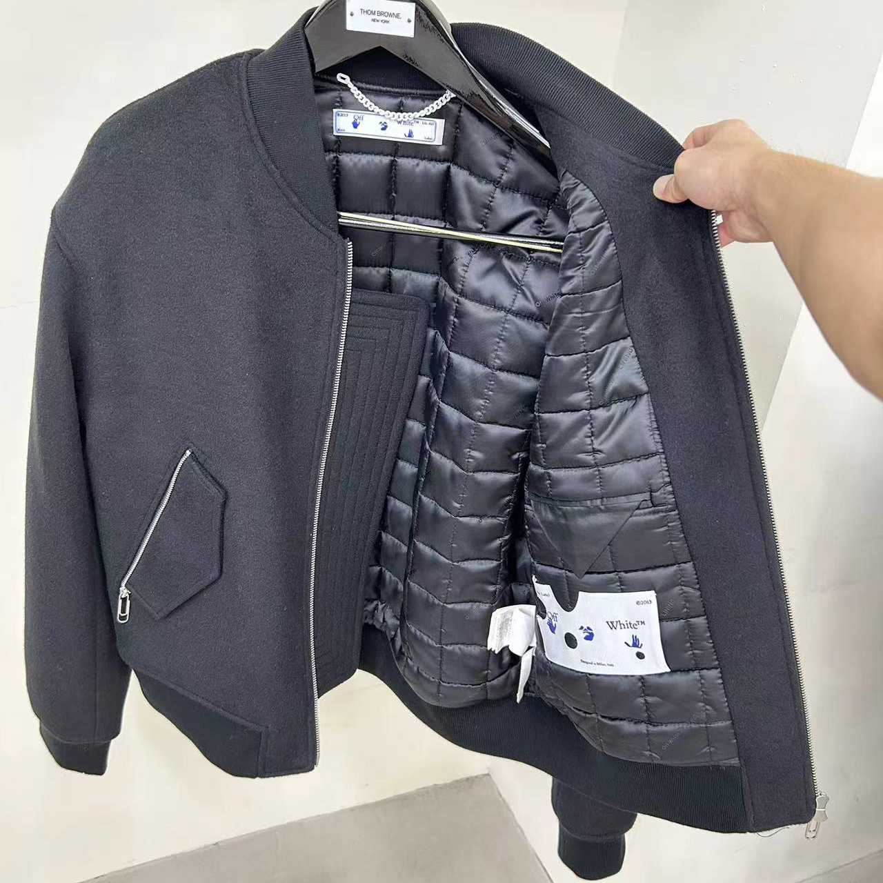 Off-White Slogan-print Bomber Jacket - 