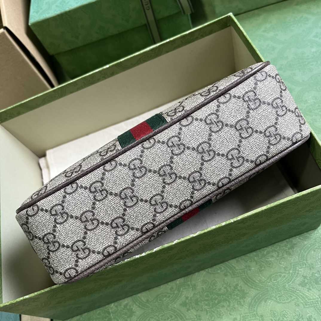 Gucci  Savoy Toiletry Case With Web (14.5x 23.5x 6.5cm) - 