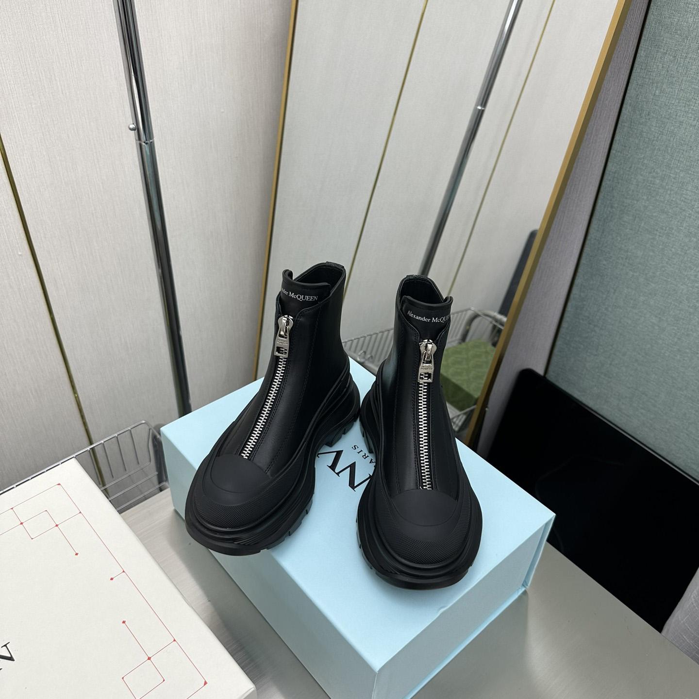 Alexander Mqueen Tread Slick Zip Boot In Black - PerfectKickZ