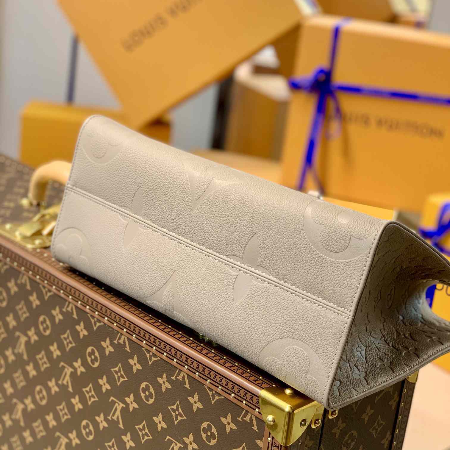 Louis Vuitton Onthego MM      M45607 - PerfectKickZ
