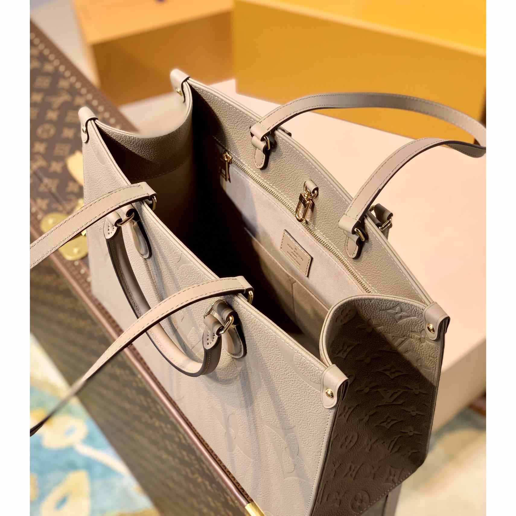 Louis Vuitton Onthego MM      M45607 - PerfectKickZ