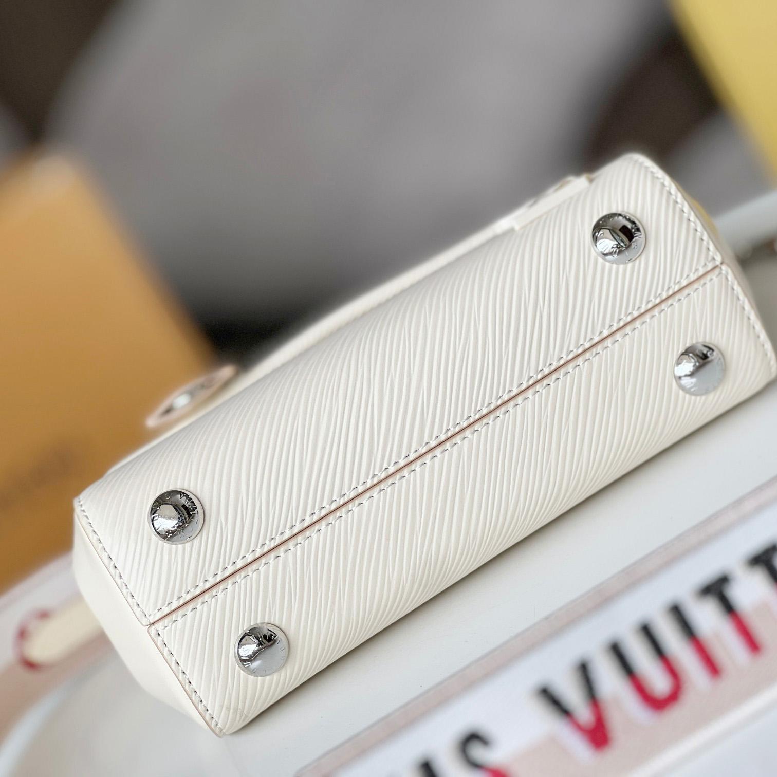 Louis Vuitton Cluny Mini (20 x 16 x 7.5cm)M58928 - 