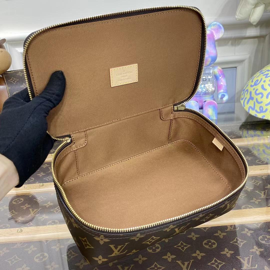 Louis Vuitton Packing Cube MM (22.4-18.5-14cm)  M43689 - PerfectKickZ