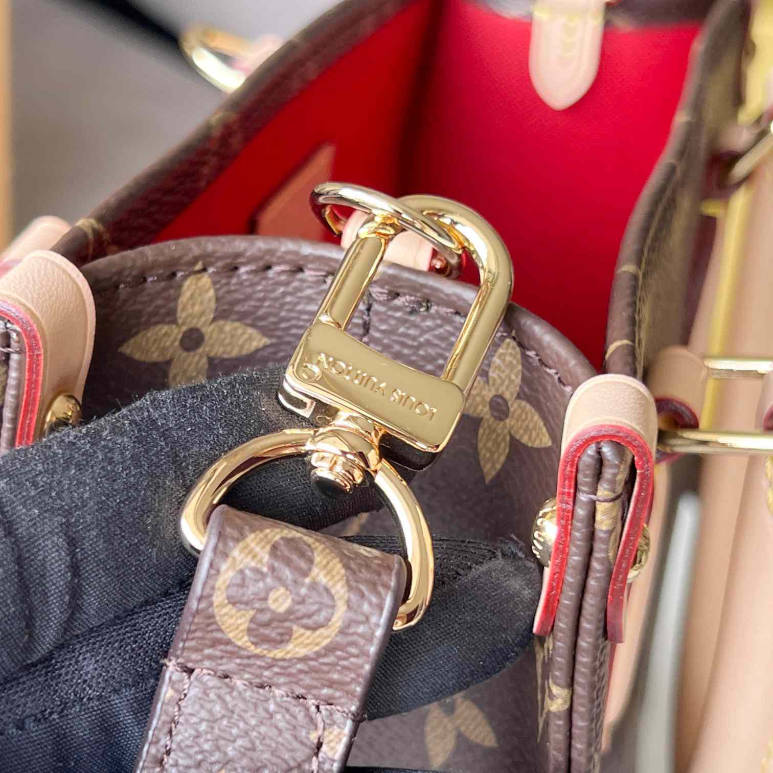 Louis Vuitton Sac Plat BB (21.5x22x9cm)M46265 - PerfectKickZ