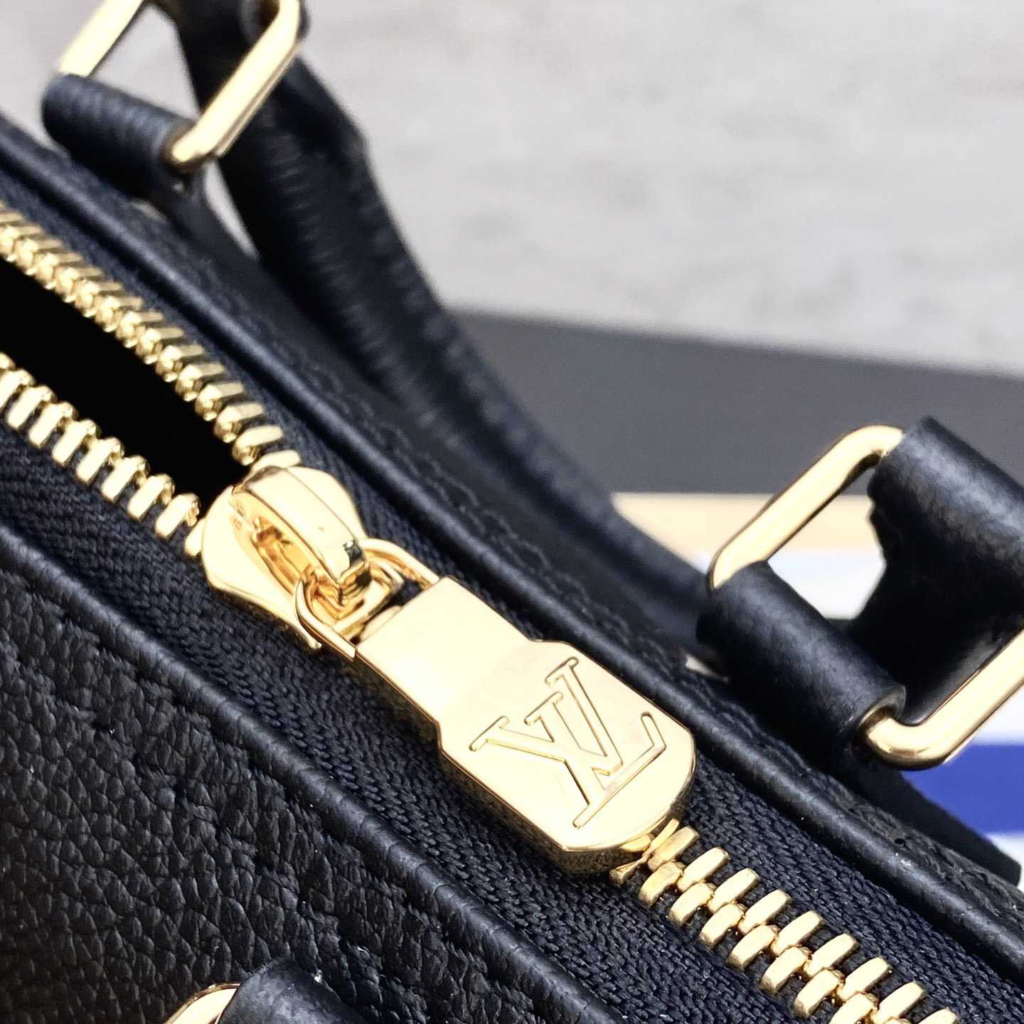 Louis Vuitton Nano Speedy (16-10-7.5cm)       M81456 - PerfectKickZ